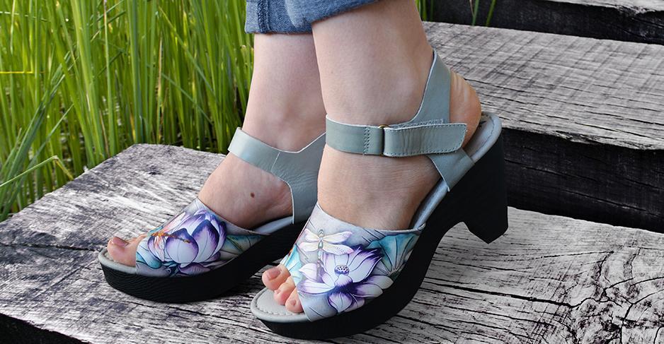 Bestselling Footwear