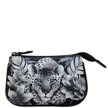 Load image into Gallery viewer, Cleopatra&#39;s Leopard Medium Zip Pouch - 1107
