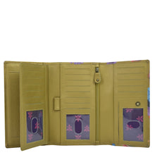 Load image into Gallery viewer, Checkbook Clutch with RFID - 1153
