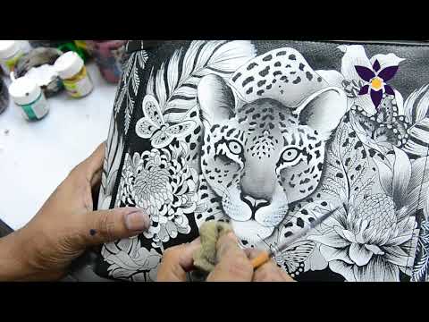 Medium Zip Pouch - 1107